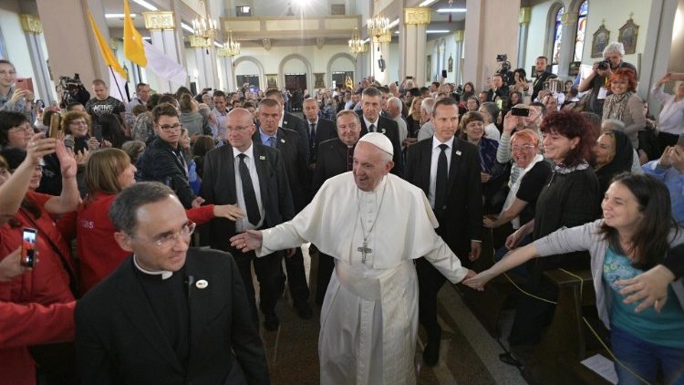 教宗會見保加利亞天主教團體：以信德的目光來觀看