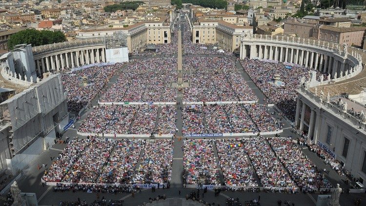 教宗頒布關於聖座的新憲章：《你們去宣講福音》
