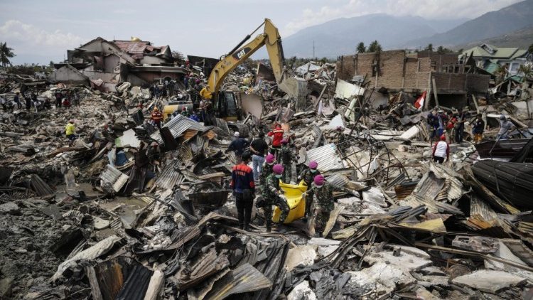 教宗關懷受地震和海嘯影響的印尼人民
